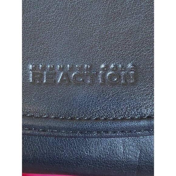 KENNETH COLE‎ REACTION Wallet Snap Button - Picture 7 of 8